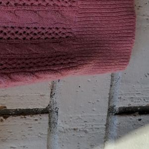 American eagle, pink, quarter sleeve, xl sweater.